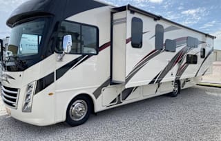 Family Friendly Pet approved RV Rental