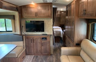 2020 Outdoors RV Timer Ridge 24RKS (Honey Betsy)