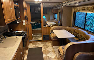 Tailgate Travel and Glamping