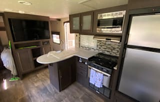 2017 Forest River RV Wildwood X-Lite 282QBXL