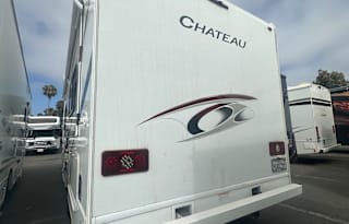 27R -NEW- 2022 Thor LUXURY BIG Bed,8 Sleeper,Solar