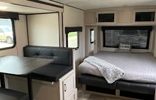 Off-Grid Memory Maker w/Bunkhouse