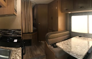2019 Thor Motor Coach Four Winds 22E