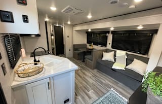 Brand New 2025 Bunked RV w/Solar Sleeps 10