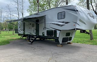 Ky Horse Park 5th wheel
