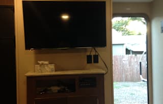 2017 Coleman 28 Foot Bunk house
