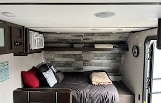 Meet Gary! 2021 Dutchmen RV Coleman Lantern LT