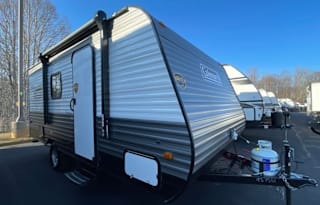 2022 Coleman Lantern 17B