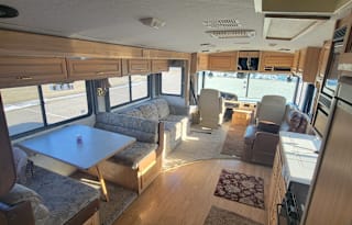 2000 Fleetwood RV Discovery 36Q