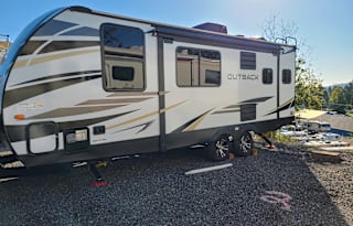 Couples Retreat RV in the OUTBACK!