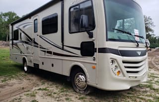 2016 Fleetwood RV Flair 29T