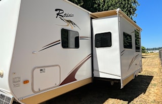 2009 Dutchmen Rainer 26F-DSL