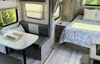 2023 Forest River RV Surveyor Legend 240BHLE