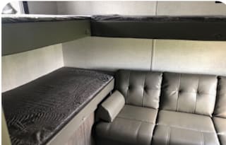 2020 Forest River RV Wildwood X-Lite 273QBXL
