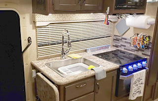 2019 Thor Motor Coach "Willie"