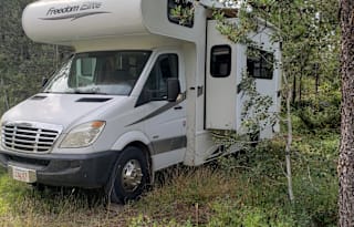 24 ft Sprinter Chassis Motorhome. Great mpg and easy to drive!