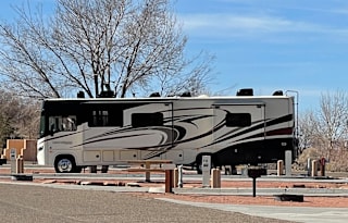 Stress Relief in Style ** Late check out**