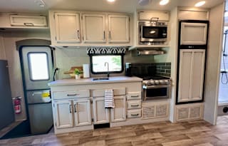 2021 Entegra Coach Odyssey 29K