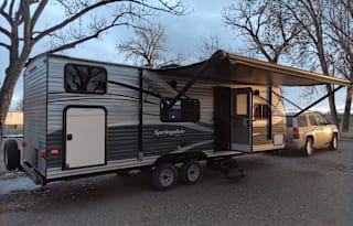 Private Queen, Double bunks, +! Delivery Available