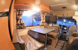 updated class c , new Engine , sleeps 5 ,