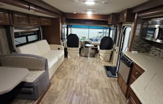 2016 Georgetown 328TS