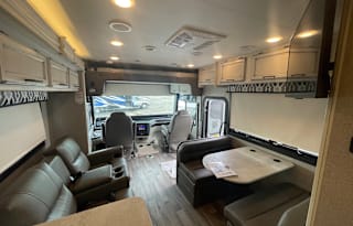 2021 Entegra Coach Vision 29S