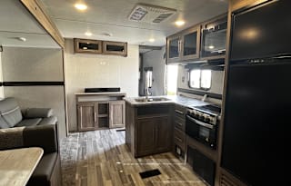 2022 CrossRoads RV Zinger Lite ZR270BH