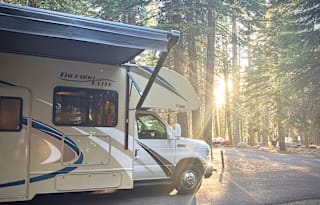 Thor Motor Coach Freedom Elite 30FE w/ Bunk House