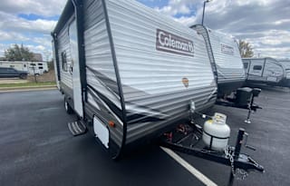 2021 Dutchmen RV Coleman Lantern LT Series 18RB - Great for young families!!!