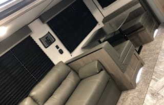 Spacious Bunkhouse