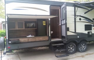 2019 Palomino Puma 31BHSS