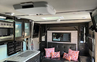 2019 Grand Design Imagine XLS 21BHE