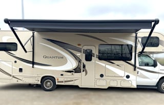 2016 Thor Motor Coach Quantum LF31
