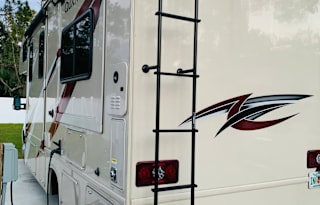 2021 Thor Motor Coach Quantum Sprinter CR24