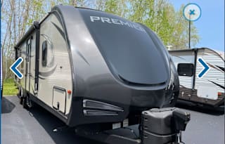 2018 Keystone RV Premier Ultra Lite 34BHPR