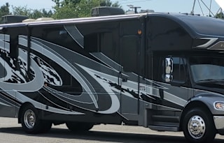 2020 Entegra Accolade -Luxury Super C Motorhome