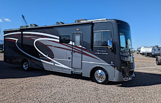 2021 Holiday Rambler Invicta 34MB