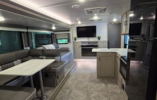 2023 River Forest Salem Cruise Lite Platinum