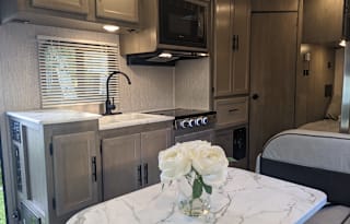 *NEW LISTING* 2021 Coachmen FL - 22XG - DELIVERY