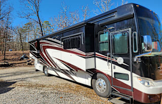 Tiffin Motor Home