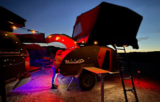Simon, 2024 Escapod Voyager Topo2 w/ Roof Top Tent