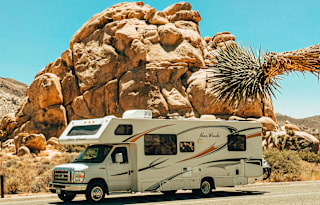 Thor Four Winds 28A (Solar & Renovated + Starlink)