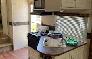 2007 Keystone RV Outback Sydney Edition 321FRL