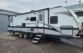 2022 Jayco Jay Feather 27BHB