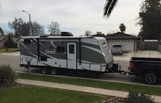 2018 Dutchmen RV Coleman Lantern Series 215BH