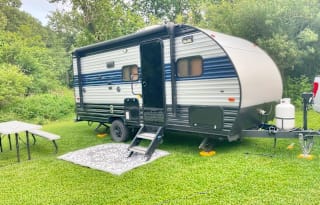 2021 Wolf Pup Bunk House