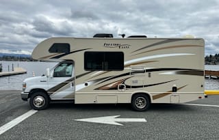 2017 Thor Motor Coach Freedom Elite 23H