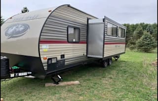 2019 Forest River Cherokee Grey Wolf 27dbs