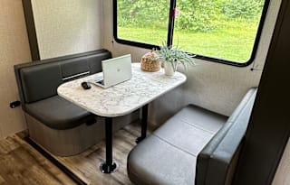 The Cozy Explorer: Easy-Tow & Family-Friendly