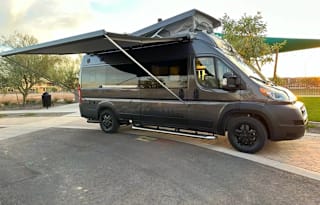 The Roaming Ritz - 2023 Jayco Swift w/ Pop-Top